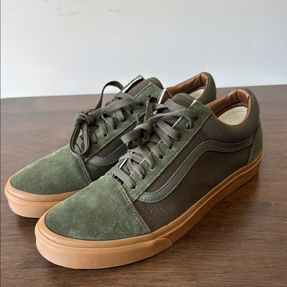 Vans Men's Old Skool Winter Moss Green Suede Trainers Sneakers | Brand New